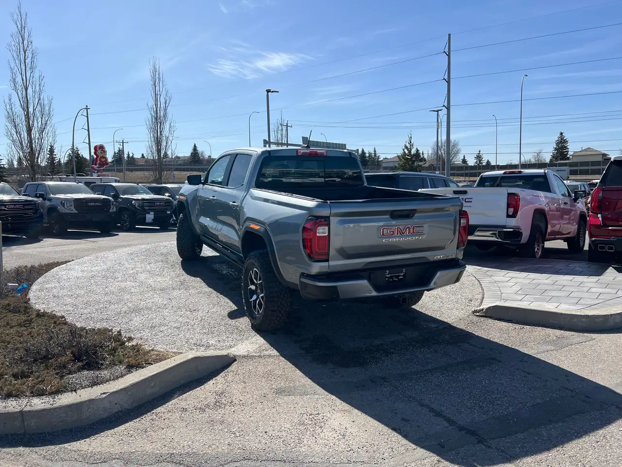 GMC Canyon снимка GMC Canyon