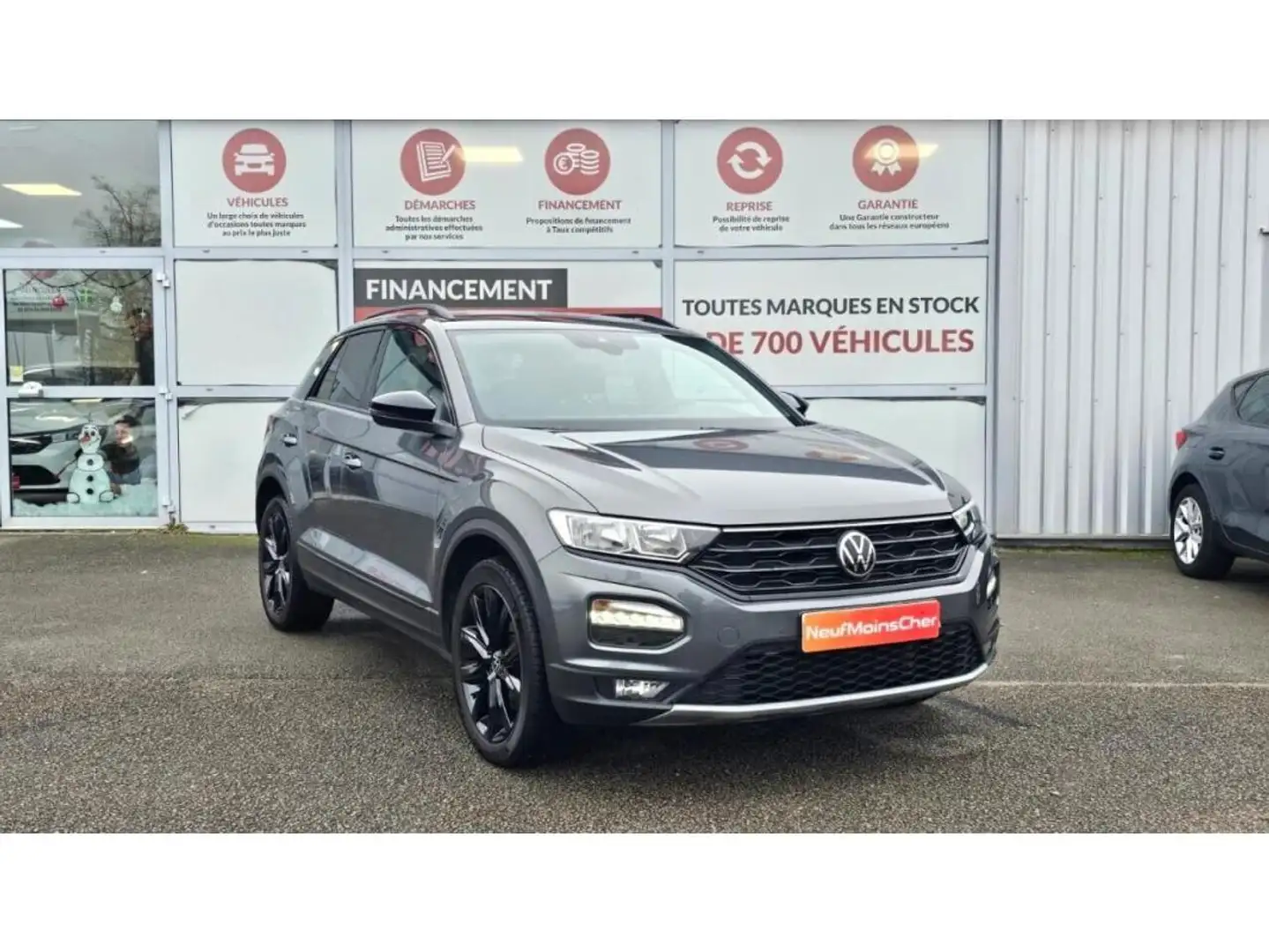 Volkswagen T-Roc STYLE 2.0 TDI 150cv DSG7 Black + Attelage + Camera de recul + Hayon elec + Navigation + JA18 Gris - 1