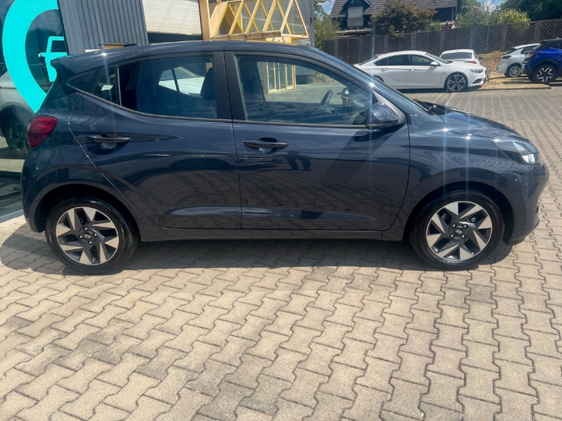 Hyundai i10 Trend Automatik +Navi+DAB+Sitzheizung+ — photo 6