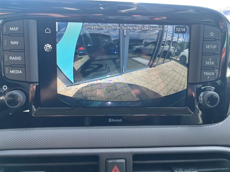 Hyundai i10 Trend Automatik +Navi+DAB+Sitzheizung+ — photo 18