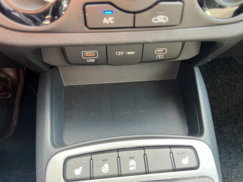 Hyundai i10 Trend Automatik +Navi+DAB+Sitzheizung+ — photo 20