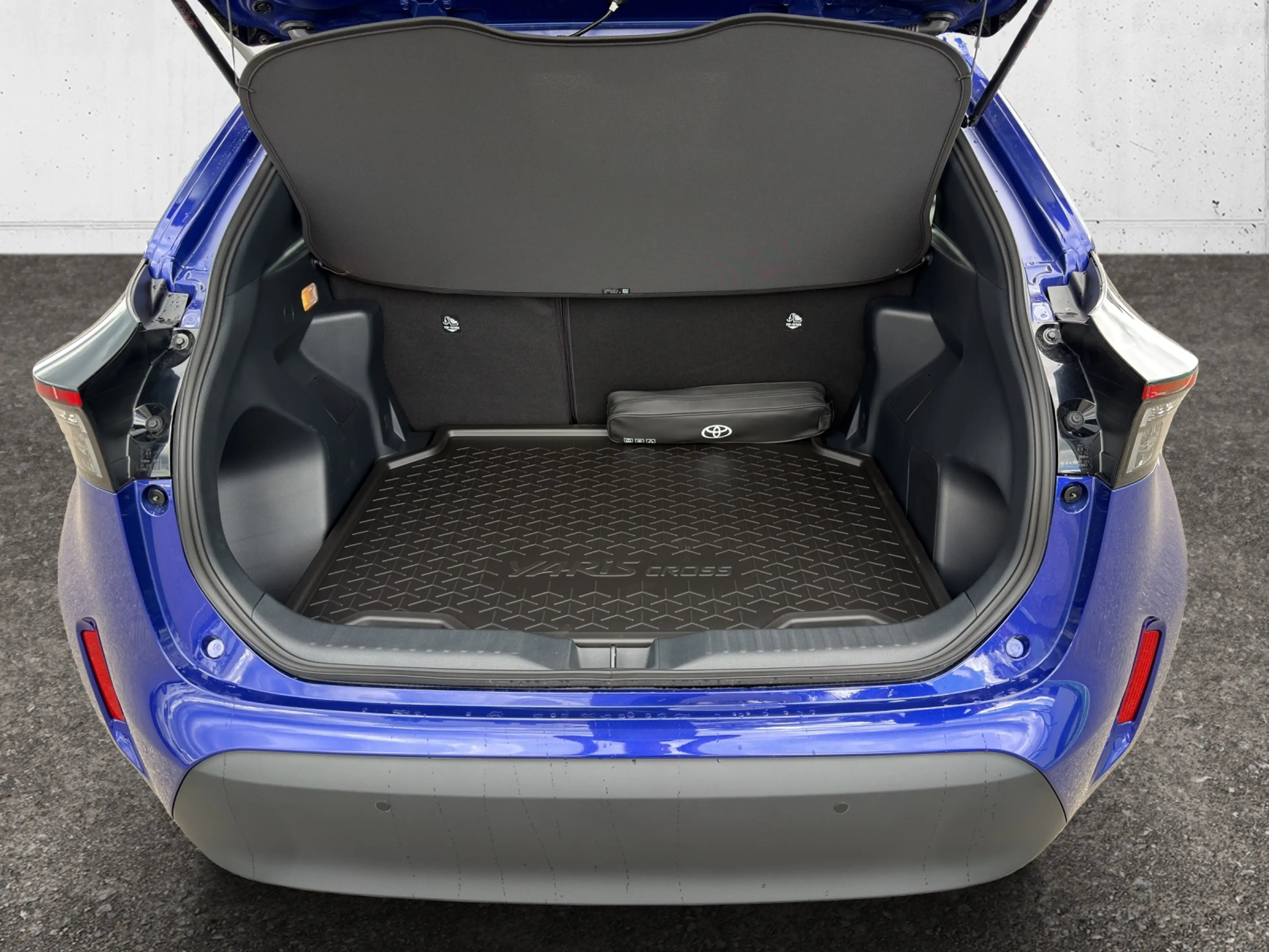 Toyota Yaris Cross HYBRID 2WD Active Drive Safety Paket 5t. — photo 9