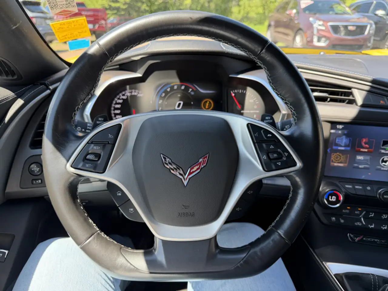 Chevrolet Corvette снимка Chevrolet Corvette
