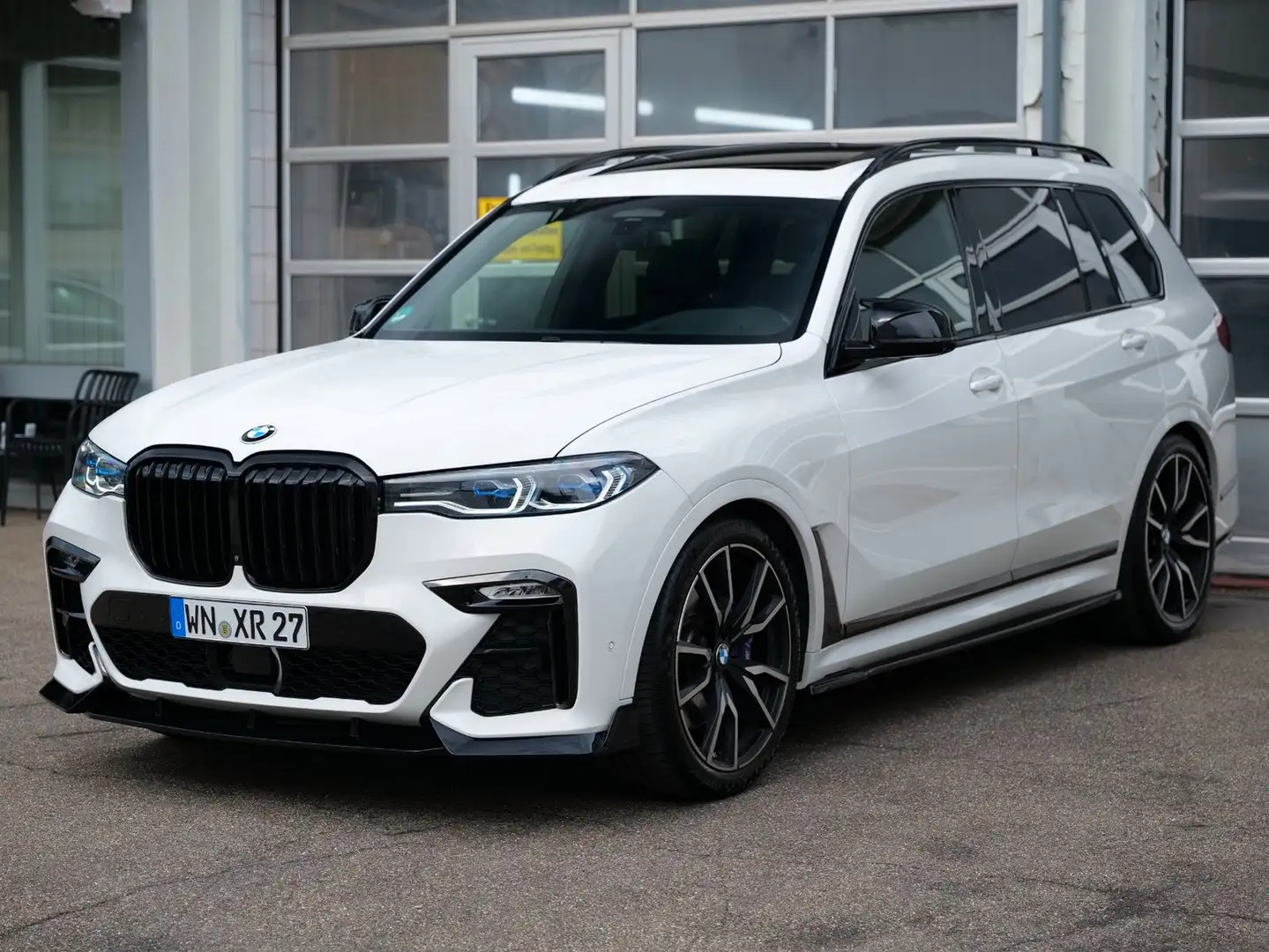BMW X7 xD 40d M SPORT+PAKET+FOND ENTERTAIN+LASER+22" Wit - 2