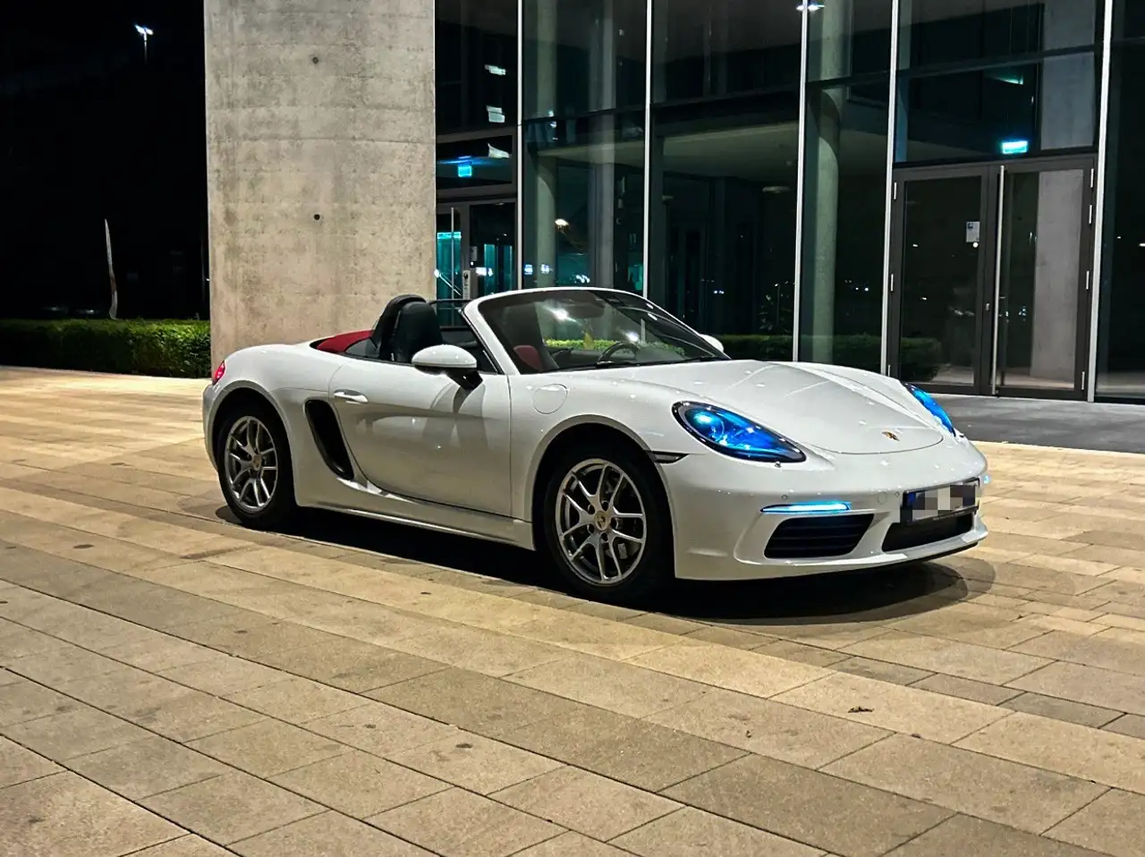 Porsche 718