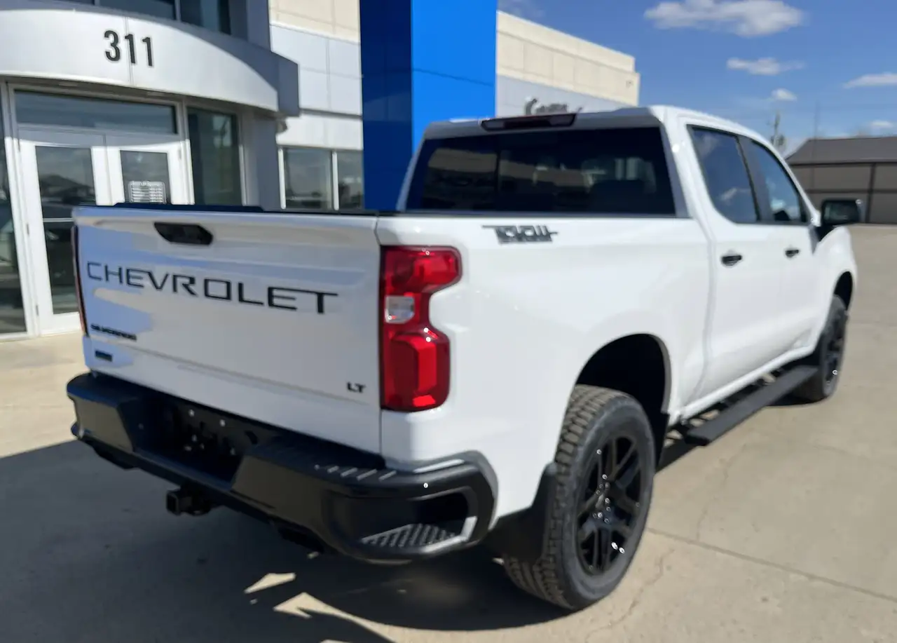 Chevrolet Silverado 1500 снимка Chevrolet Silverado 1500