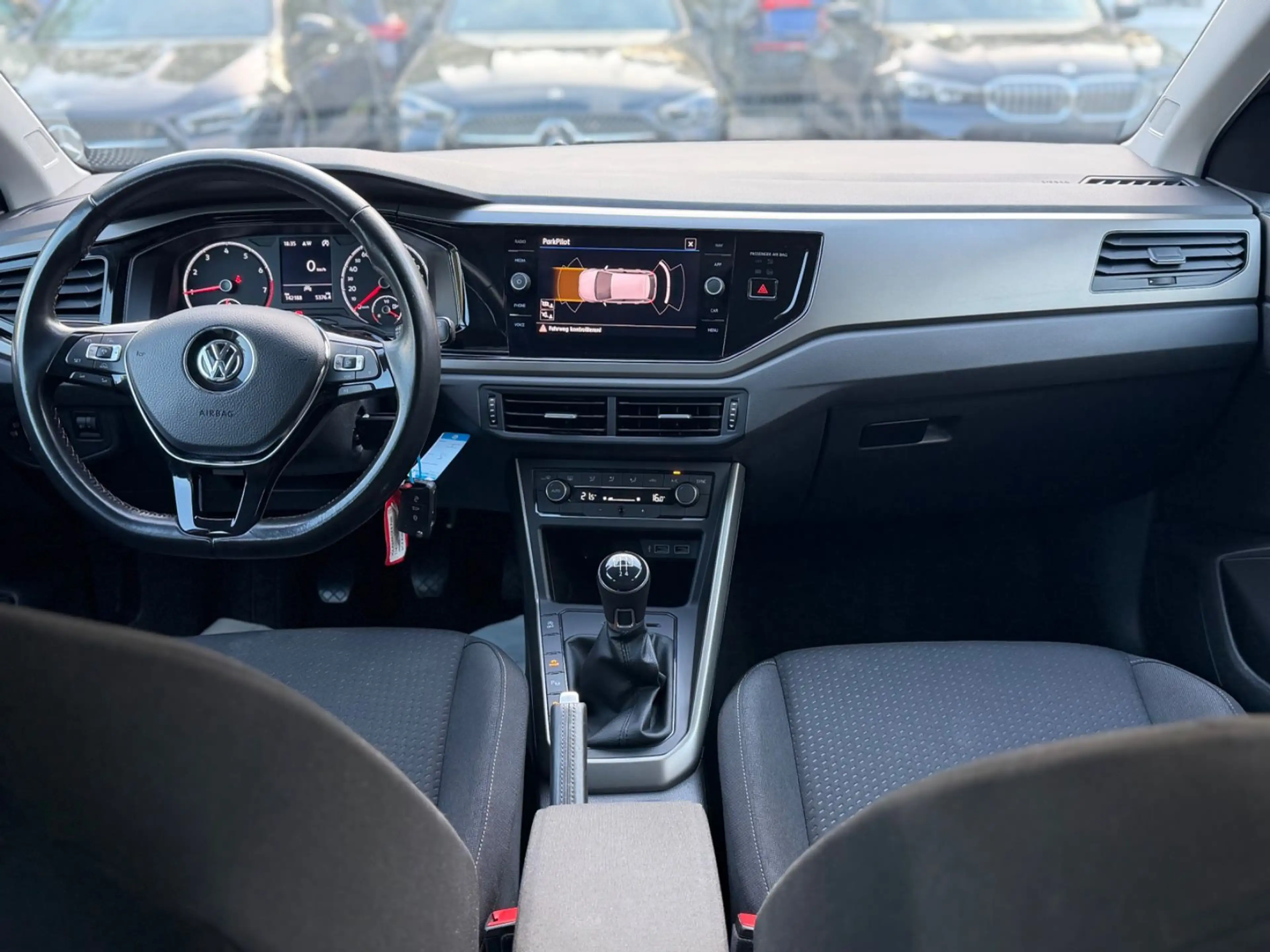 Volkswagen Polo VI Comfortline/Navi/Klima/ACC/Apple-Carplay — photo 14