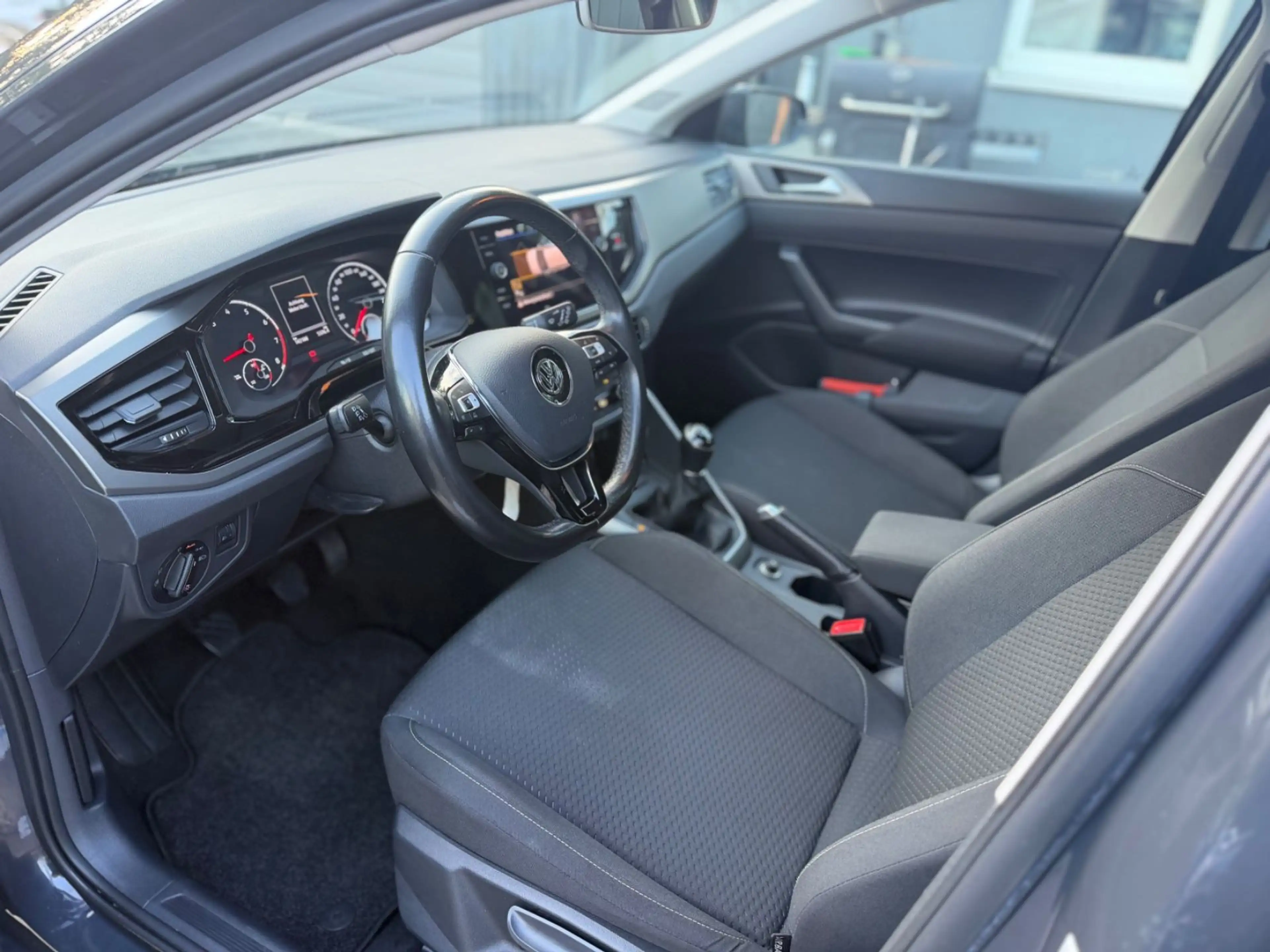 Volkswagen Polo VI Comfortline/Navi/Klima/ACC/Apple-Carplay — photo 8