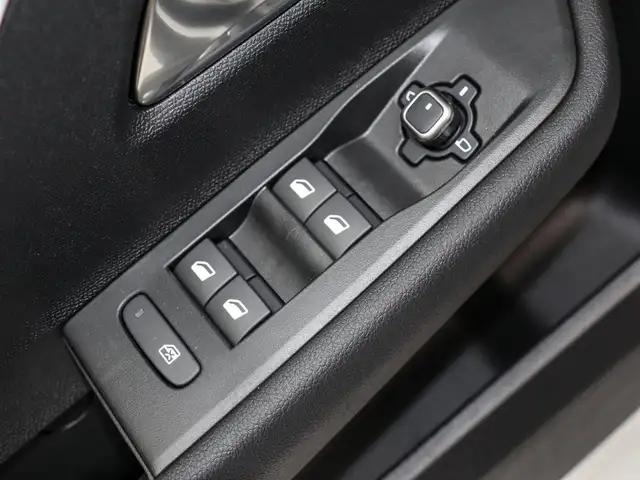 Opel Astra view 13