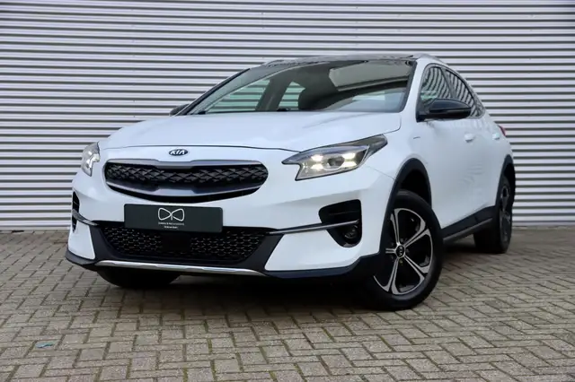 Kia XCeed 1.6 GDi PHEV DynamicPlusLine | PANORAMA | NAVIGATI