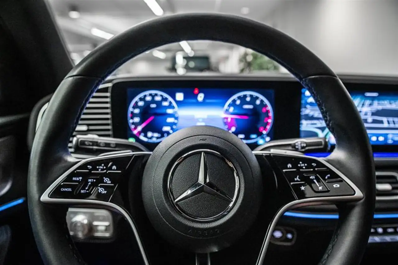 Mercedes-Benz GLE photo Mercedes-Benz GLE