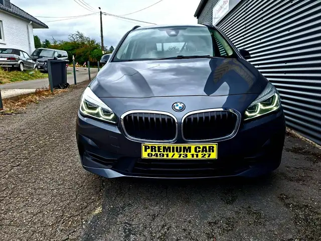 BMW 2 Series view 6