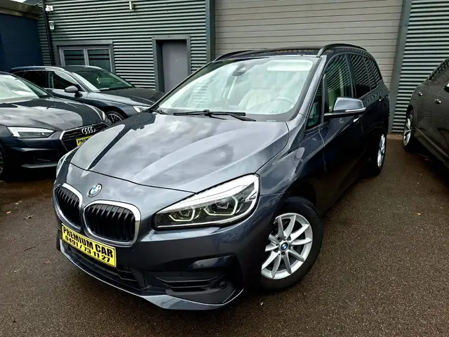 BMW 2 Series view 2
