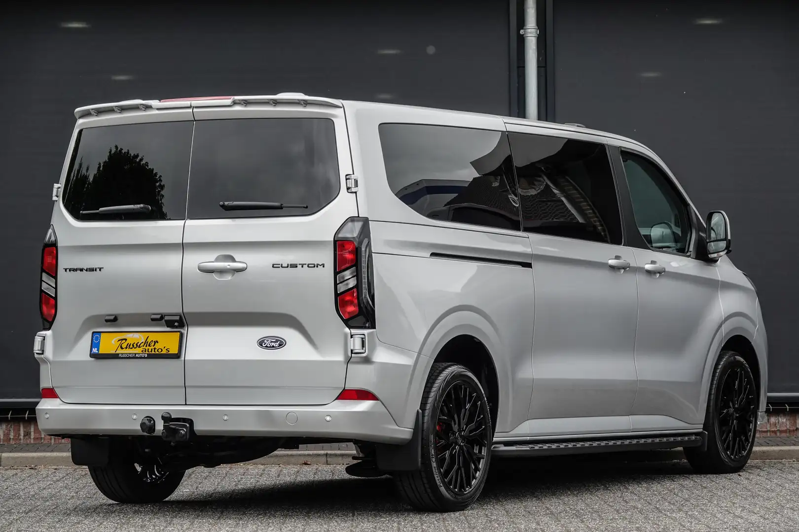 Ford Transit Custom L2H1 Dubbel Cabine 170Pk Aut. | Raptor Edition | R Zilver - 2