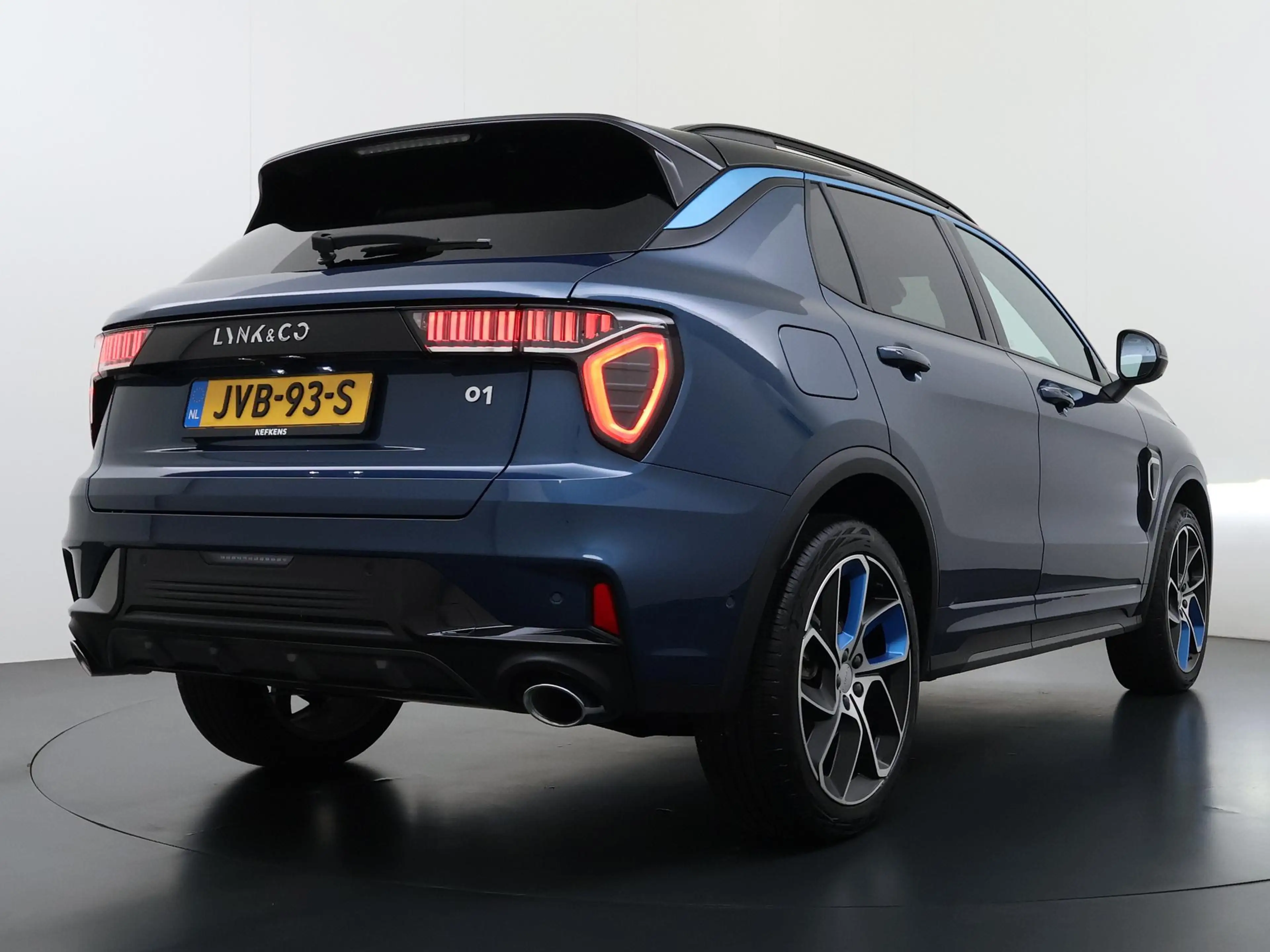 Lynk & Co 01 1.5 260pk Plug-in Hybrid | Navigatie | Panoramadak — photo 7