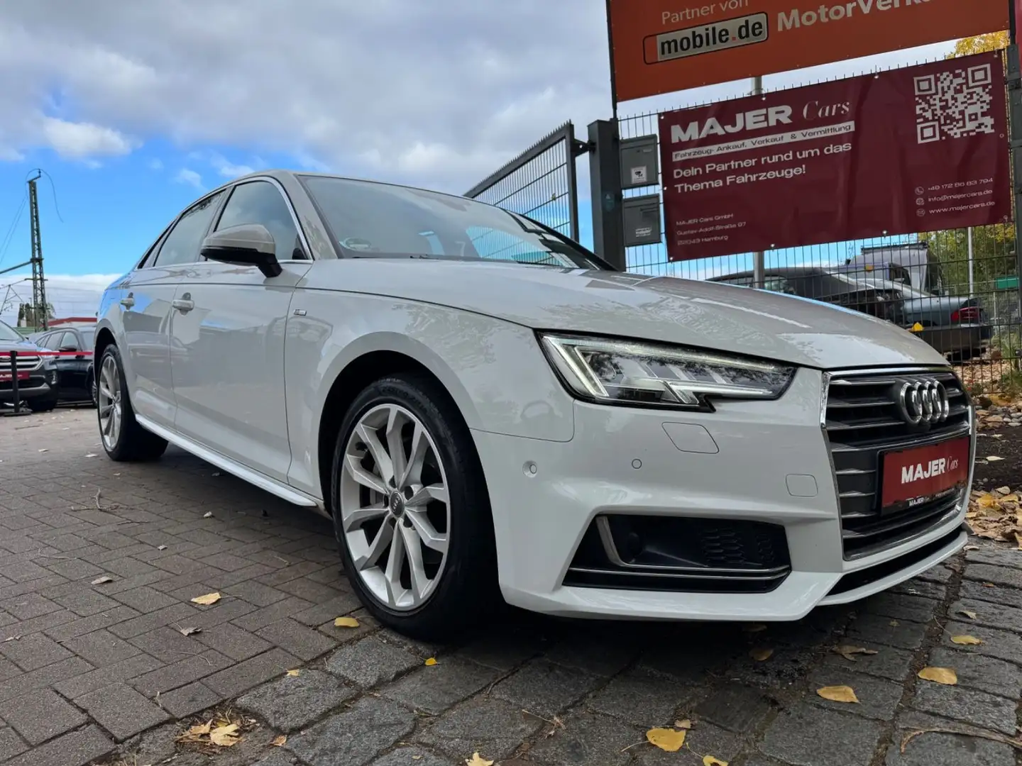 Audi A4 Lim S-Line VIRTUAL*MATRIX-LED*360*ACC*KEYLESS Blanc - 1