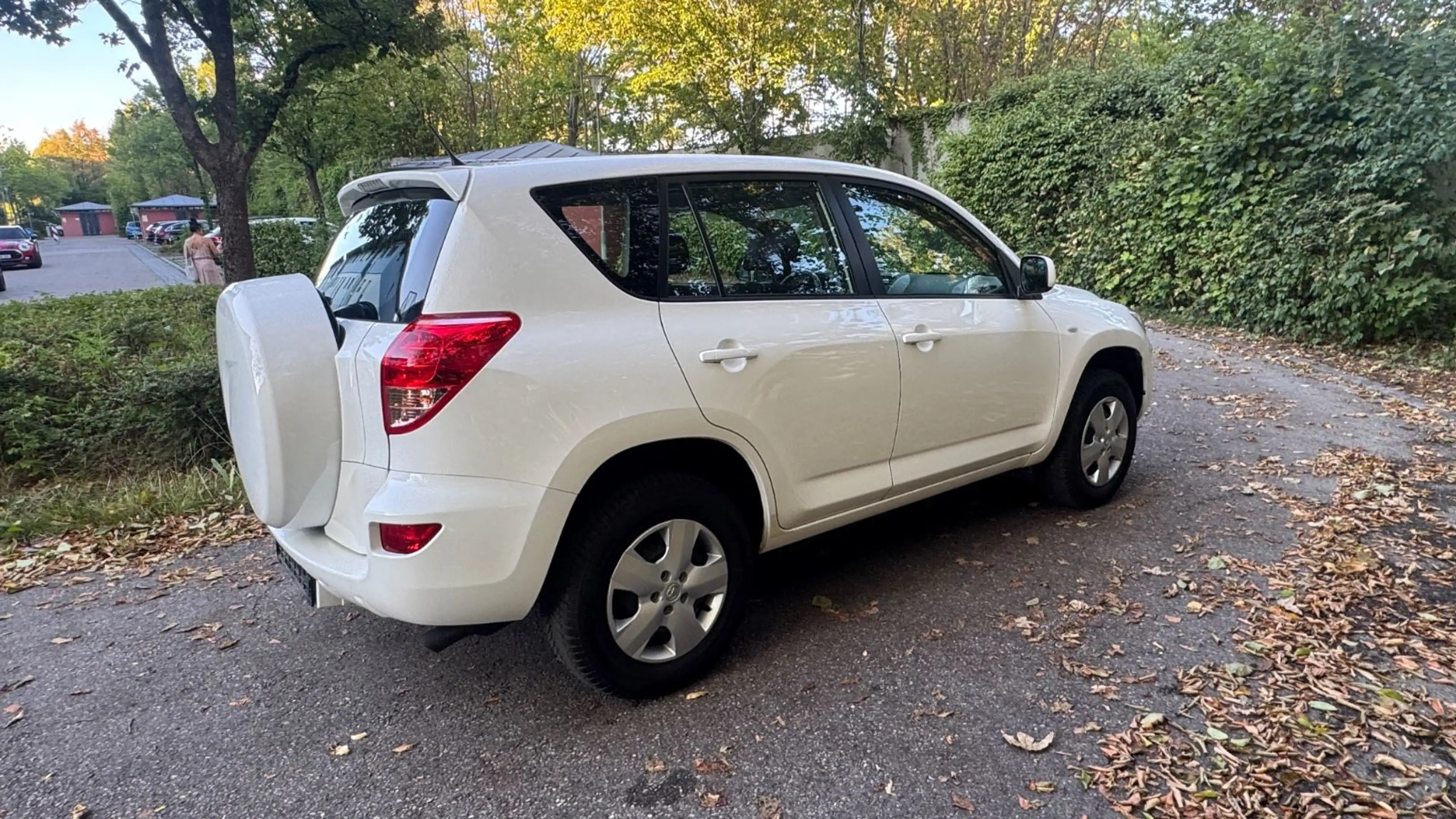 Toyota RAV 4 CROSS SPORT 5-G AWD 2,0BENZ nur 35000km ! — photo 9