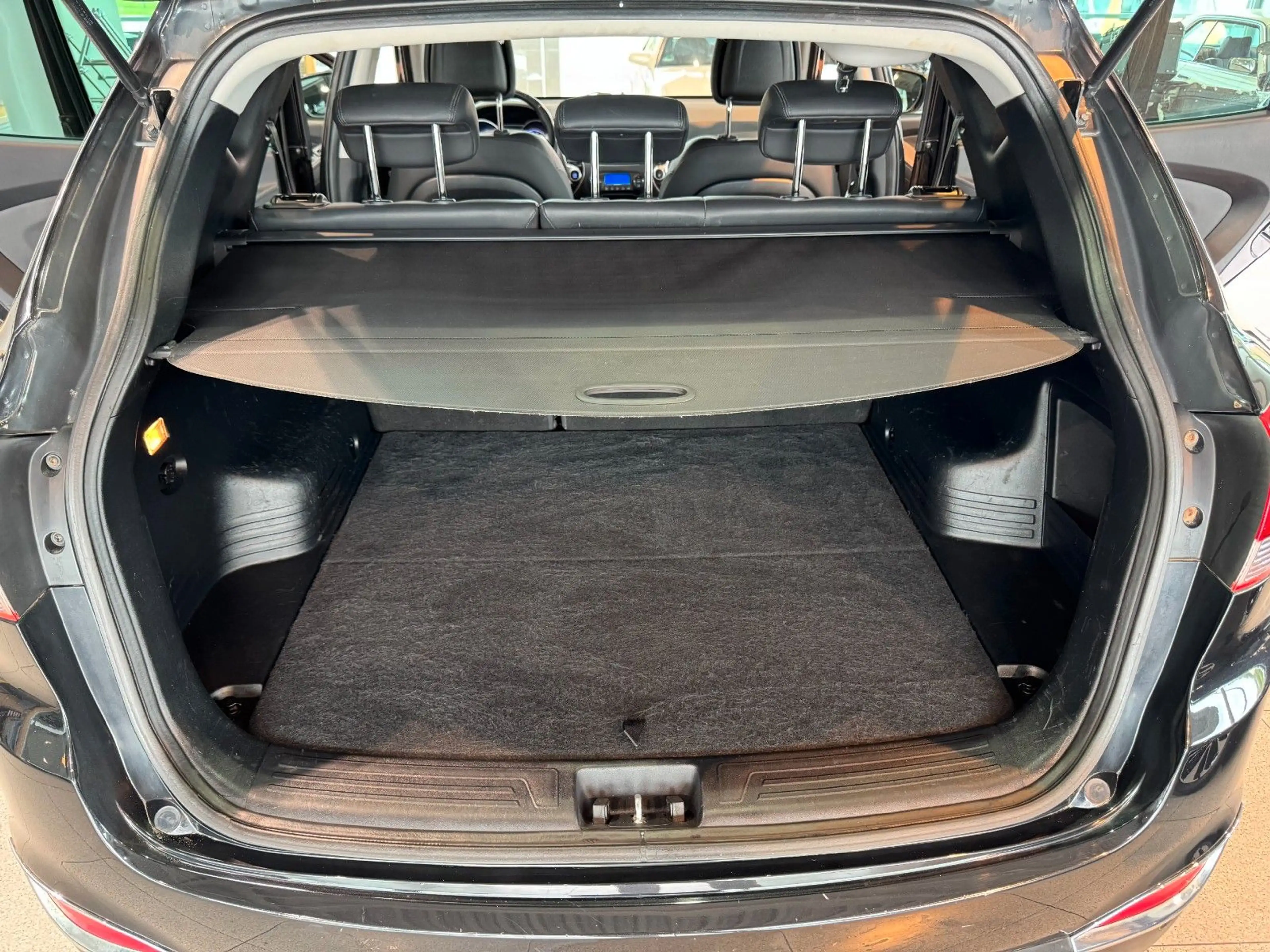 Hyundai iX35 Style 2WD 59000 KM — photo 12