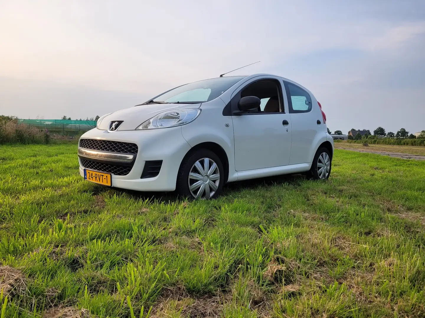 Peugeot 107 1.0-12V XR   AIRCO NAP Wit - 1