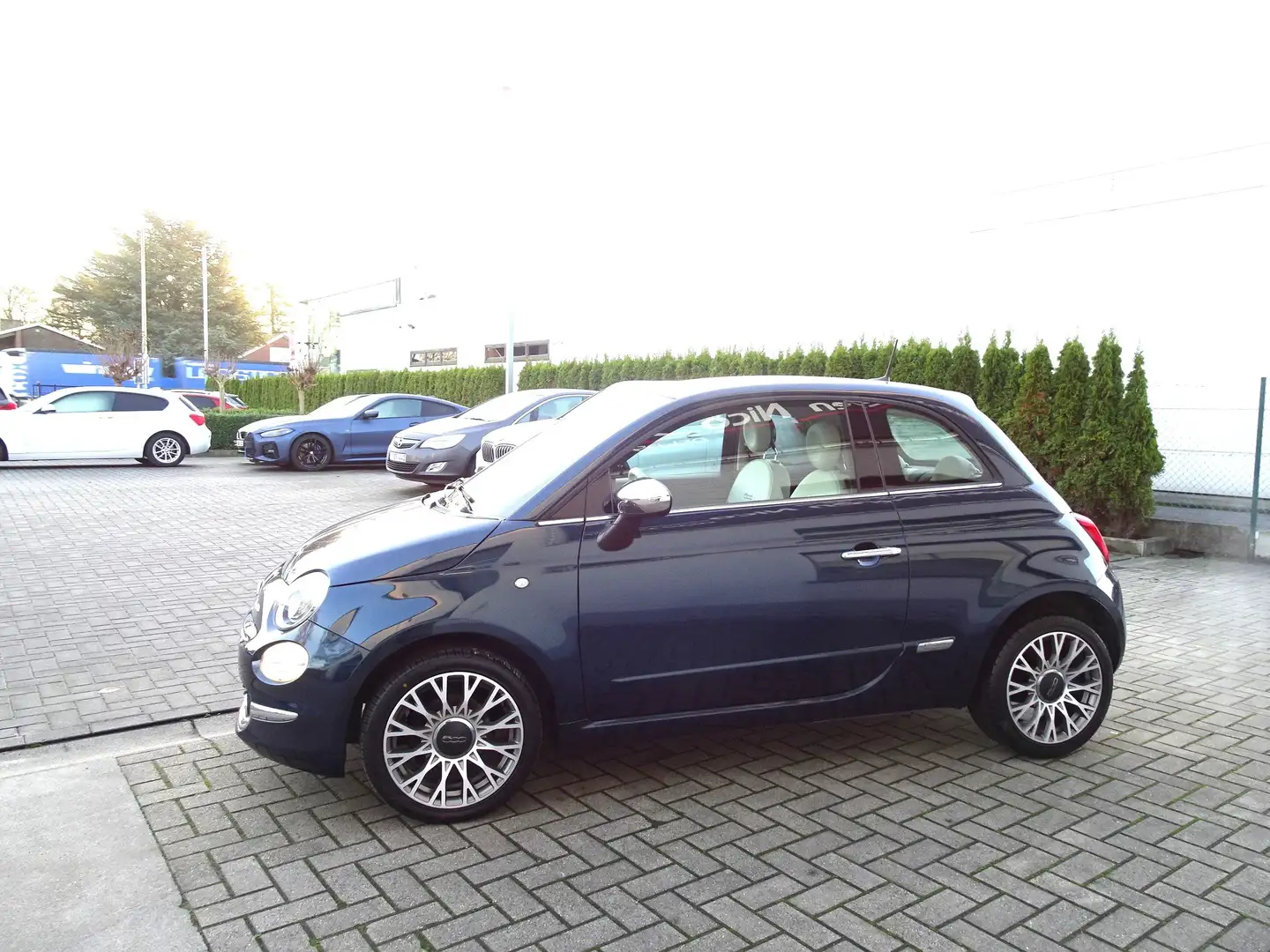 Fiat 500 1.2i Lounge PANODAK,NAVI,BLUETH,CRUISE,AUT.AIRCO Bleu - 2