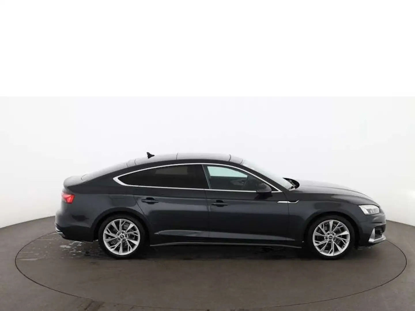 Audi A5 SB 30 TDI advanced Aut LED SKY AHK LEDER Grau - 2