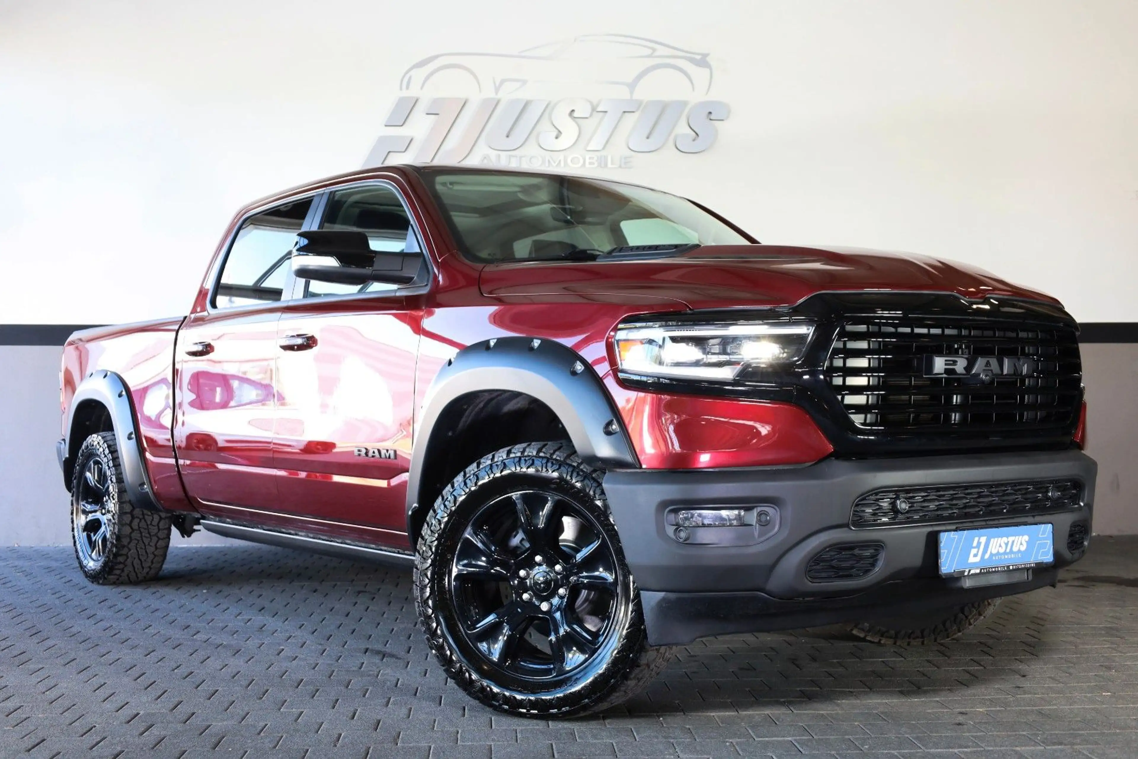 Dodge RAM 5.7 Laramie/PANO/HK/APPLE/NAVI/KAMERA/R20