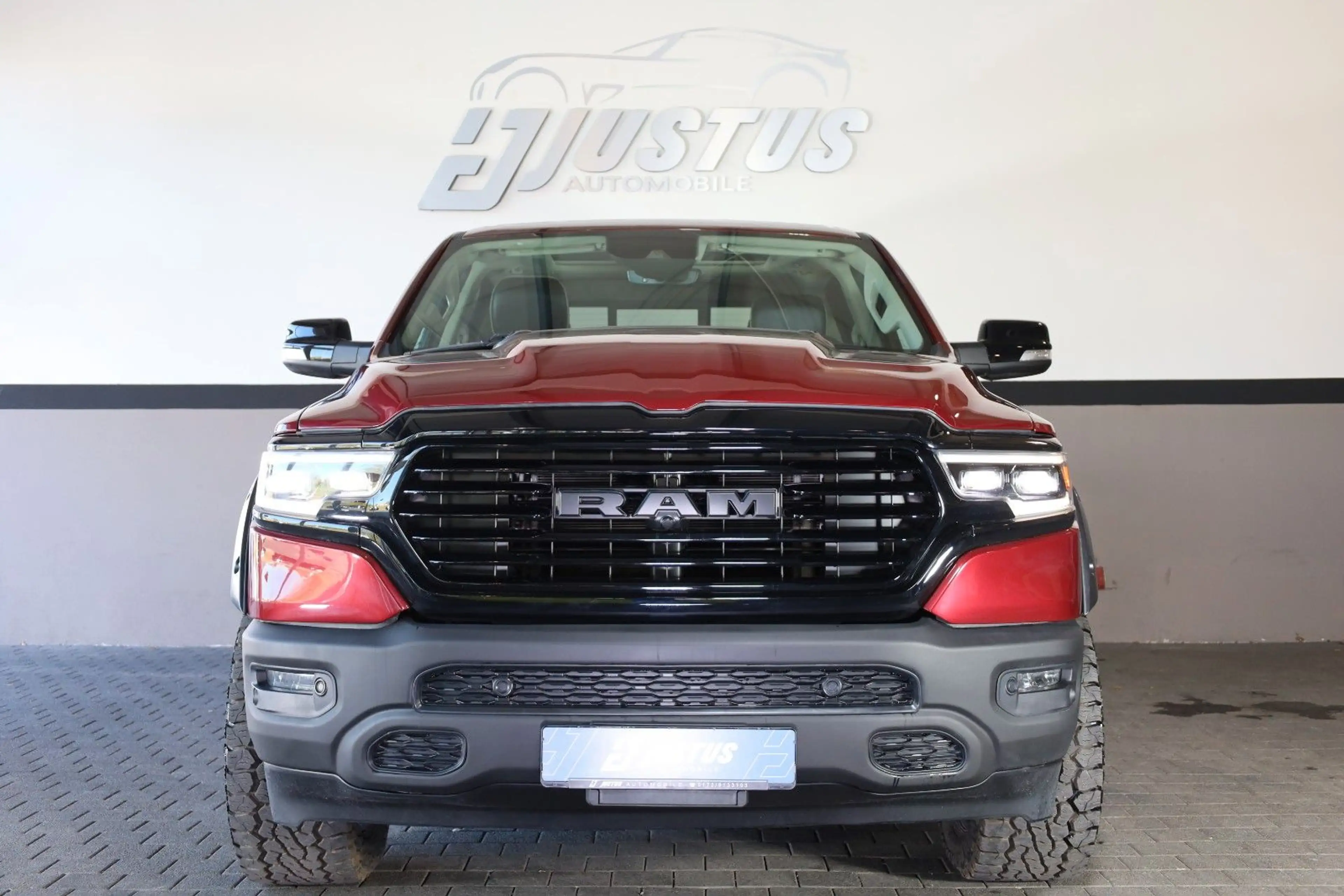 Dodge RAM 5.7 Laramie/PANO/HK/APPLE/NAVI/KAMERA/R20 — photo 2