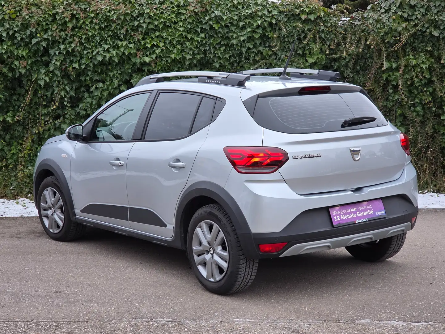 Dacia Sandero Stepway / AUTOMATIK / RÜCKFAHRKAMERA / KOMFORT Grau - 2