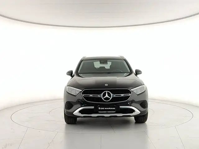 Mercedes-Benz GLC view 8