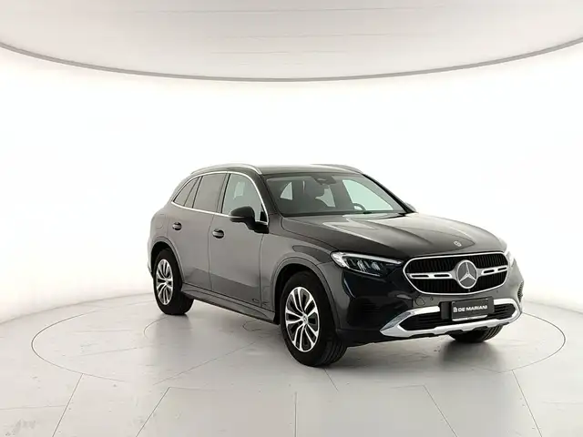 Mercedes-Benz GLC view 7