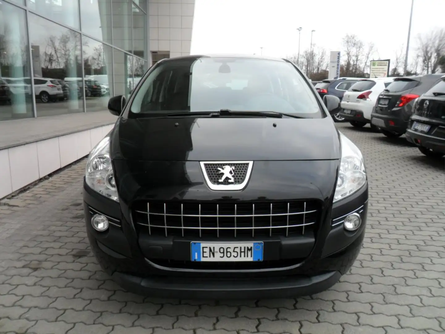 Peugeot 3008 3008 1.6 e-hdi 8v Business automatica Noir - 2