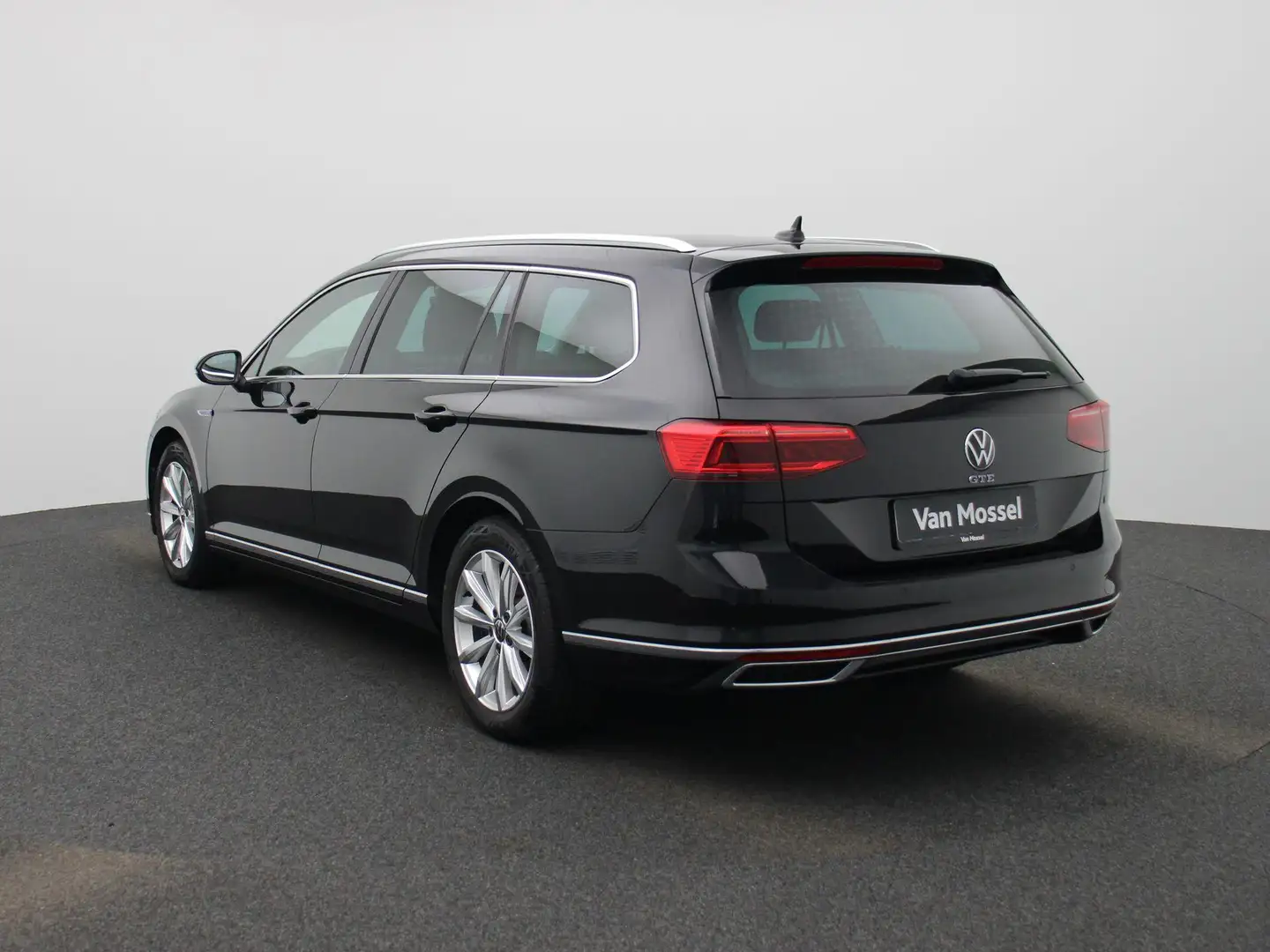 Volkswagen Passat Variant 1.5 TSI GTE 156 PK | Automaat | Climatronic | Stoe Zwart - 2