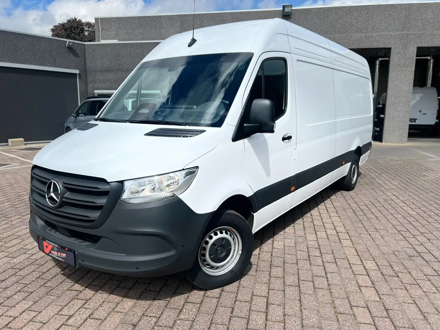 Mercedes-Benz Sprinter 317 L3H2 PRO (35.950ex) FACELIFT |CAMERA| 11" MBUX Blanc - 2