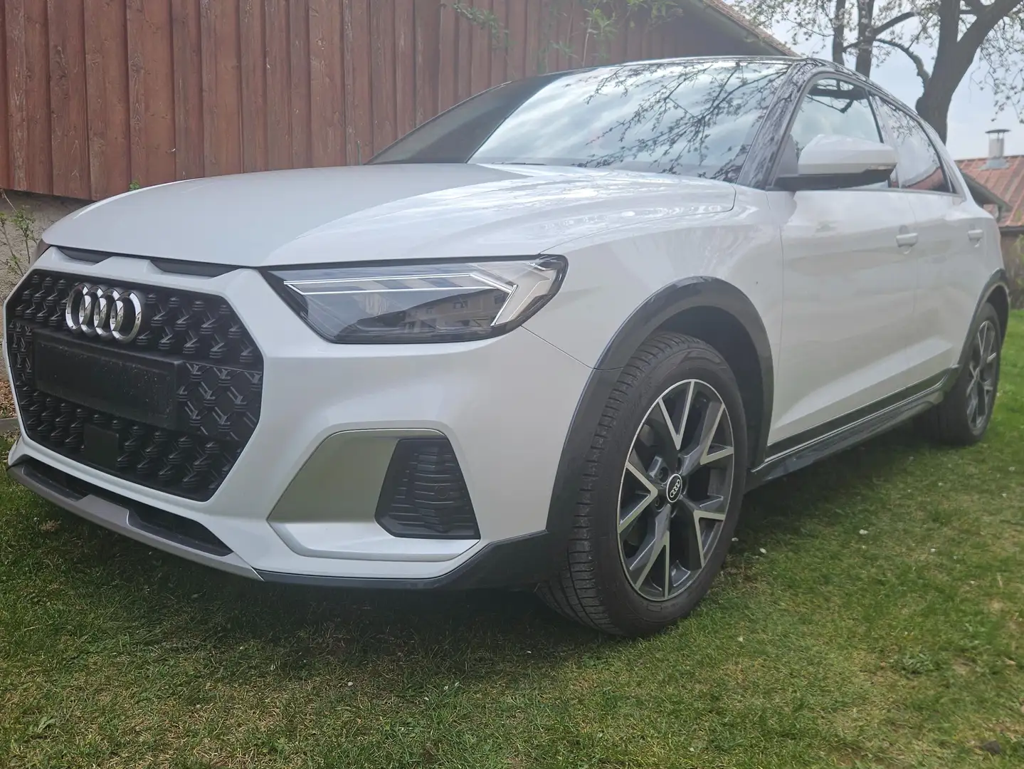 Audi A1 A1 SB 25 TFSI Citycarver Citycarver Weiß - 1