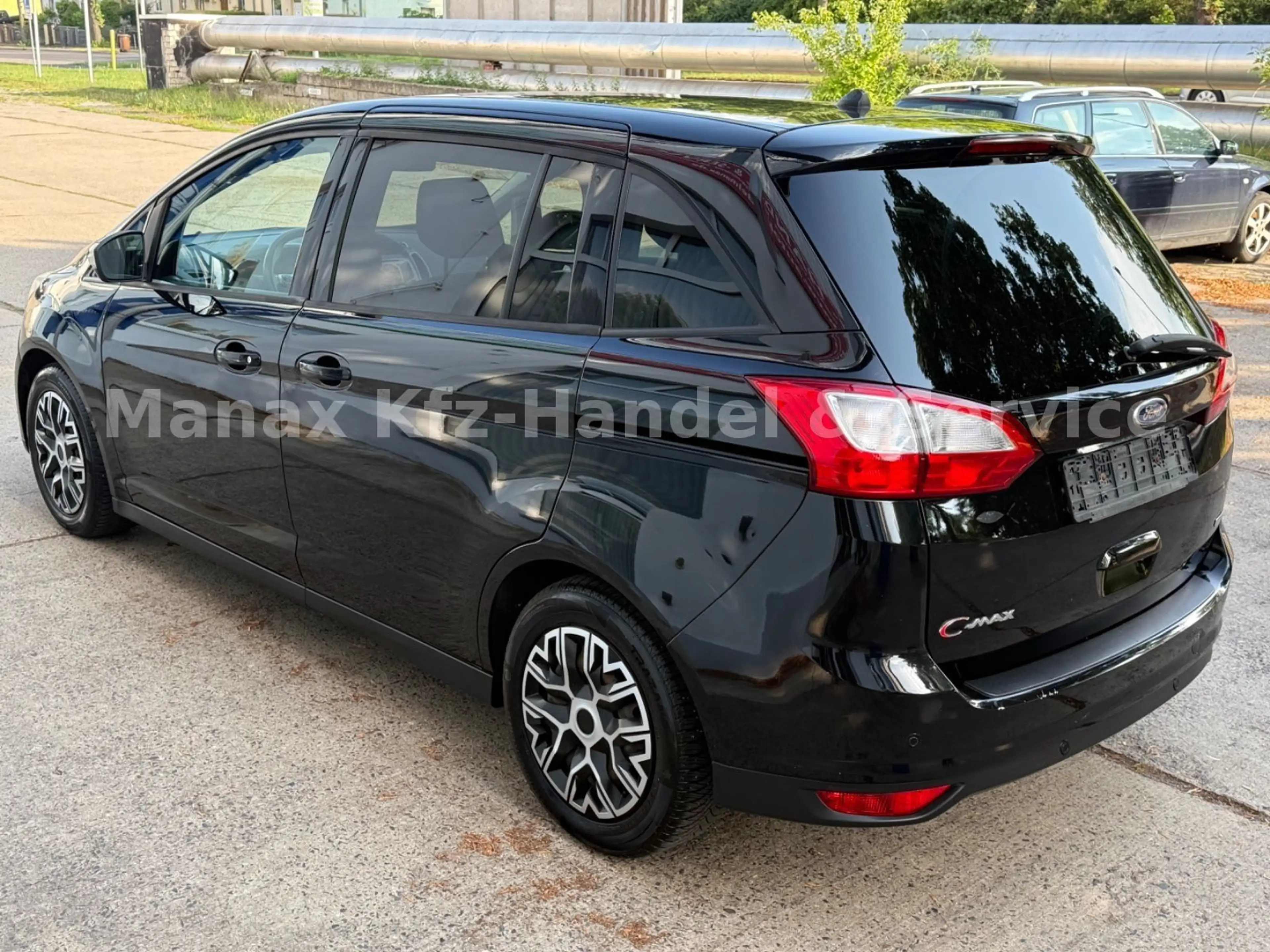 Ford Grand C-Max Business Edition — photo 4