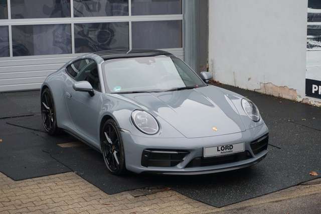 Porsche 992 Coupe*SportAbgas*SportDesign Paket*Chrono