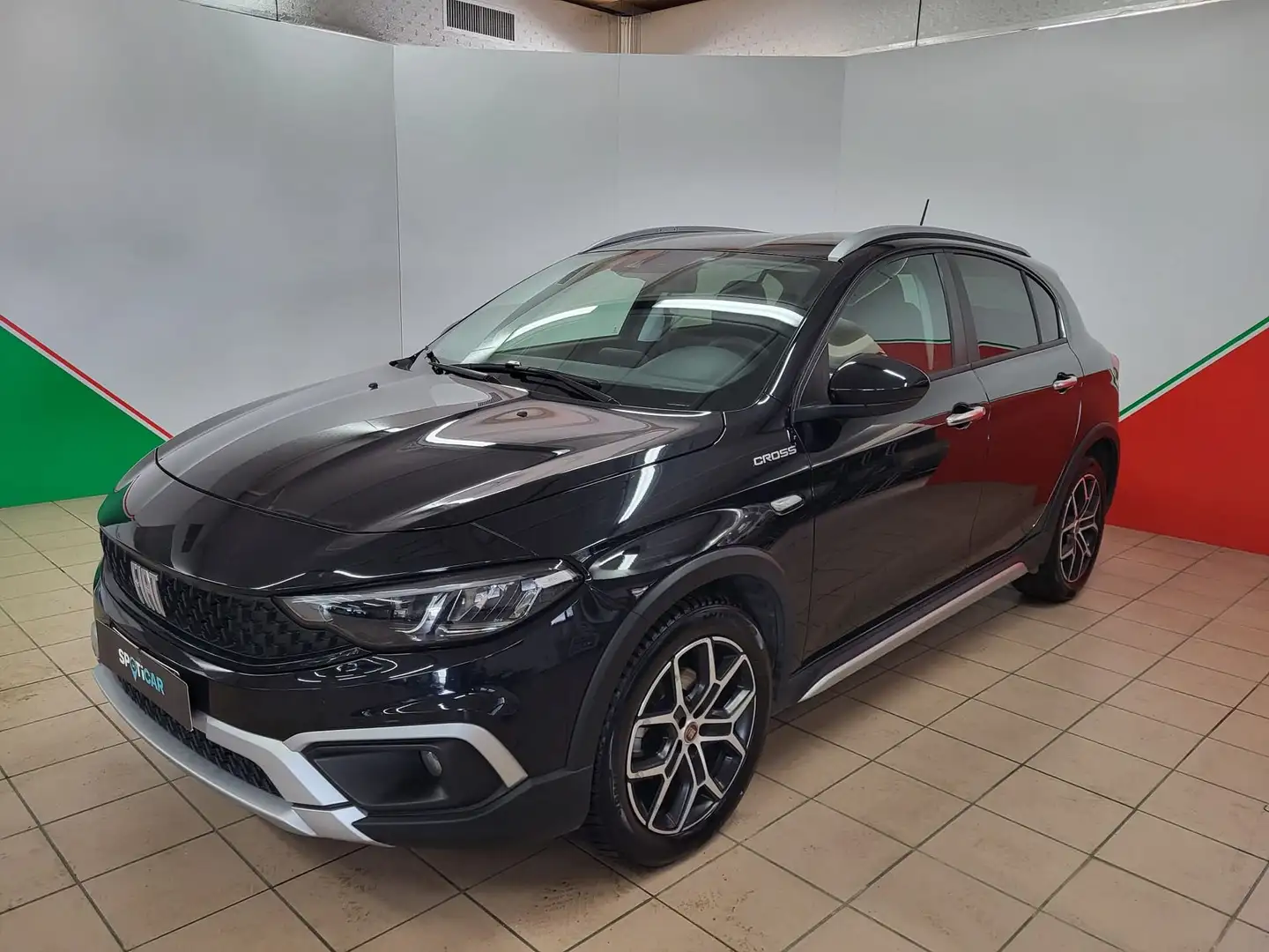 Fiat Tipo 1.6 Mjt S&S 5 porte Cross Nero - 1