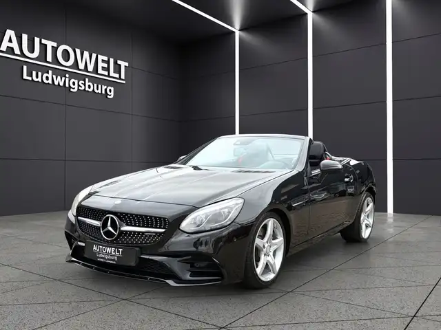 Mercedes-Benz SLC 250 d Roadster AMG Line PANO-LED-NAVI-LEDER