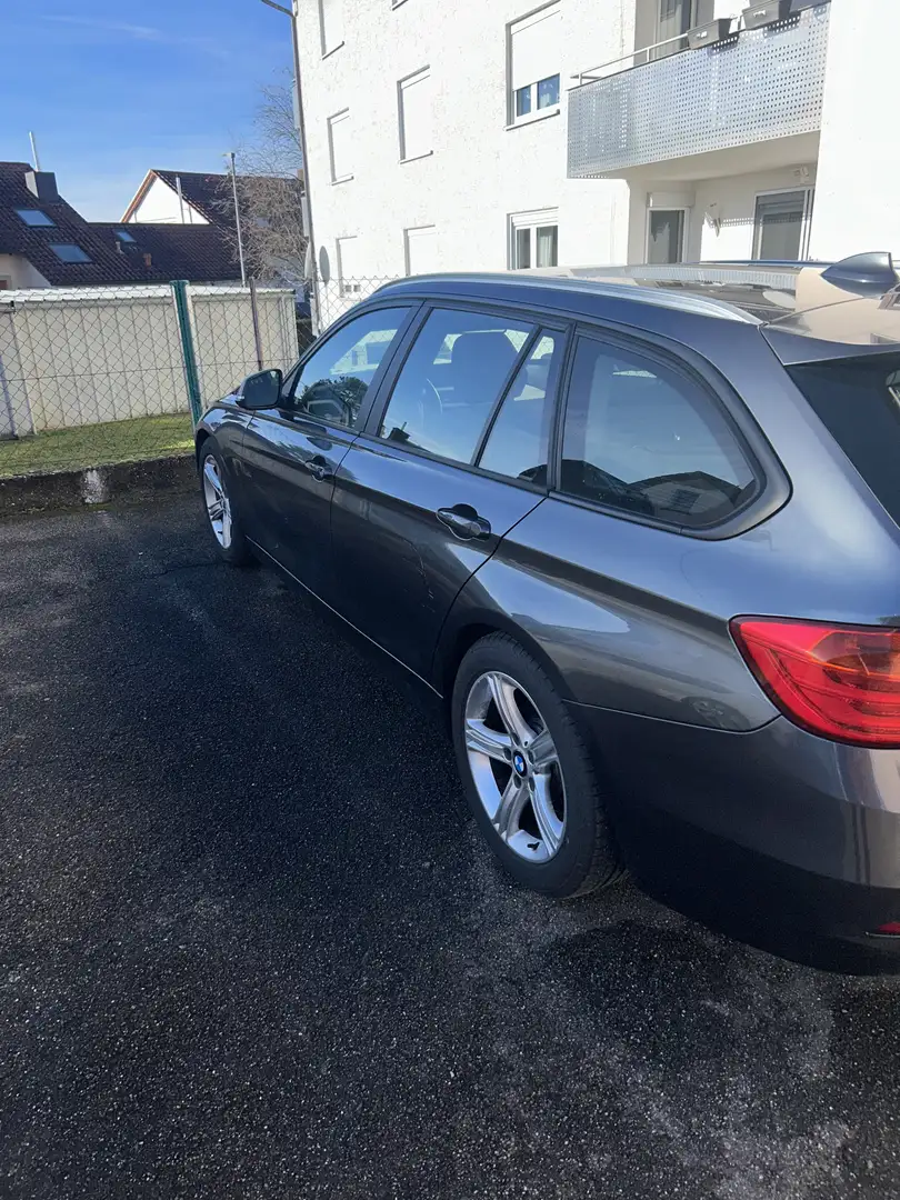 BMW 320 320d Touring Blue Performance Blau - 1