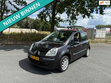 1.2-16V Expression Comfort LEUKE AUTO RIJDT EN SCH