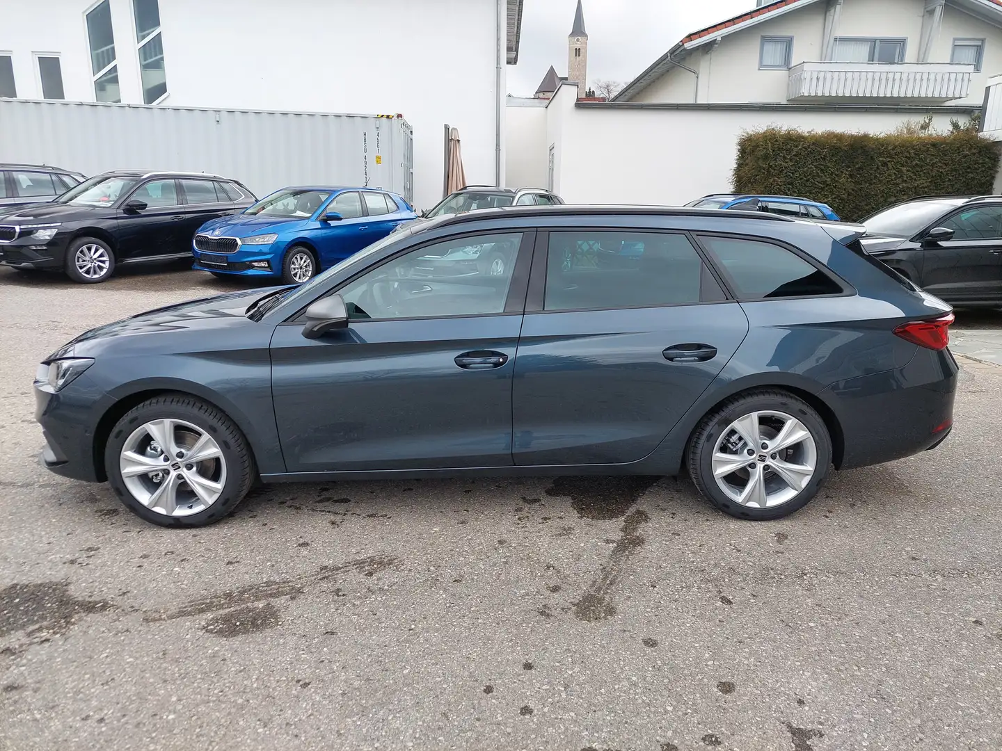 SEAT Leon Sportstourer 1.5 eTSI OPF DSG FR-Exclusive Gris - 1