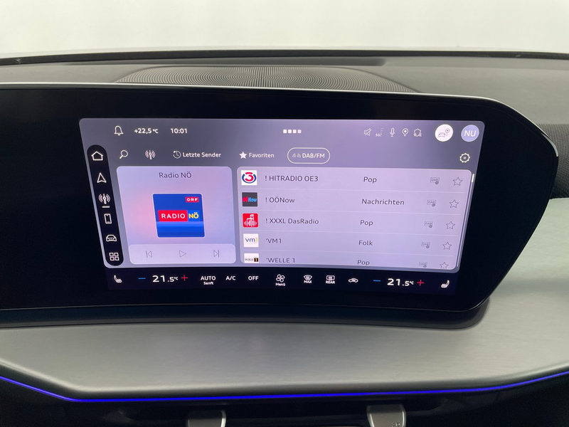 Audi Q3 TFSI 110 kW  intense — photo 21