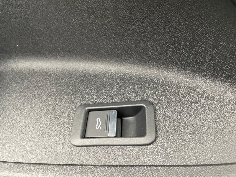 Audi Q3 TFSI 110 kW  intense — photo 27