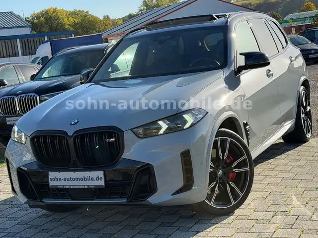 Bmw X5 M i xD M Sitze/B&W/PanoSKY/Carbon/Stdhzg/AHK