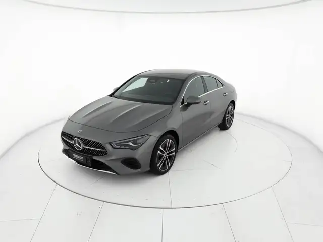 Mercedes-Benz CLA 220 coupe 220 d progressive advanced auto