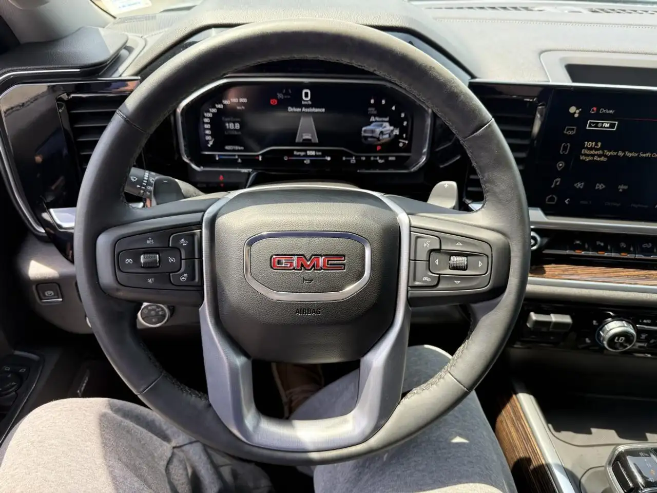 GMC Sierra 1500 снимка GMC Sierra 1500