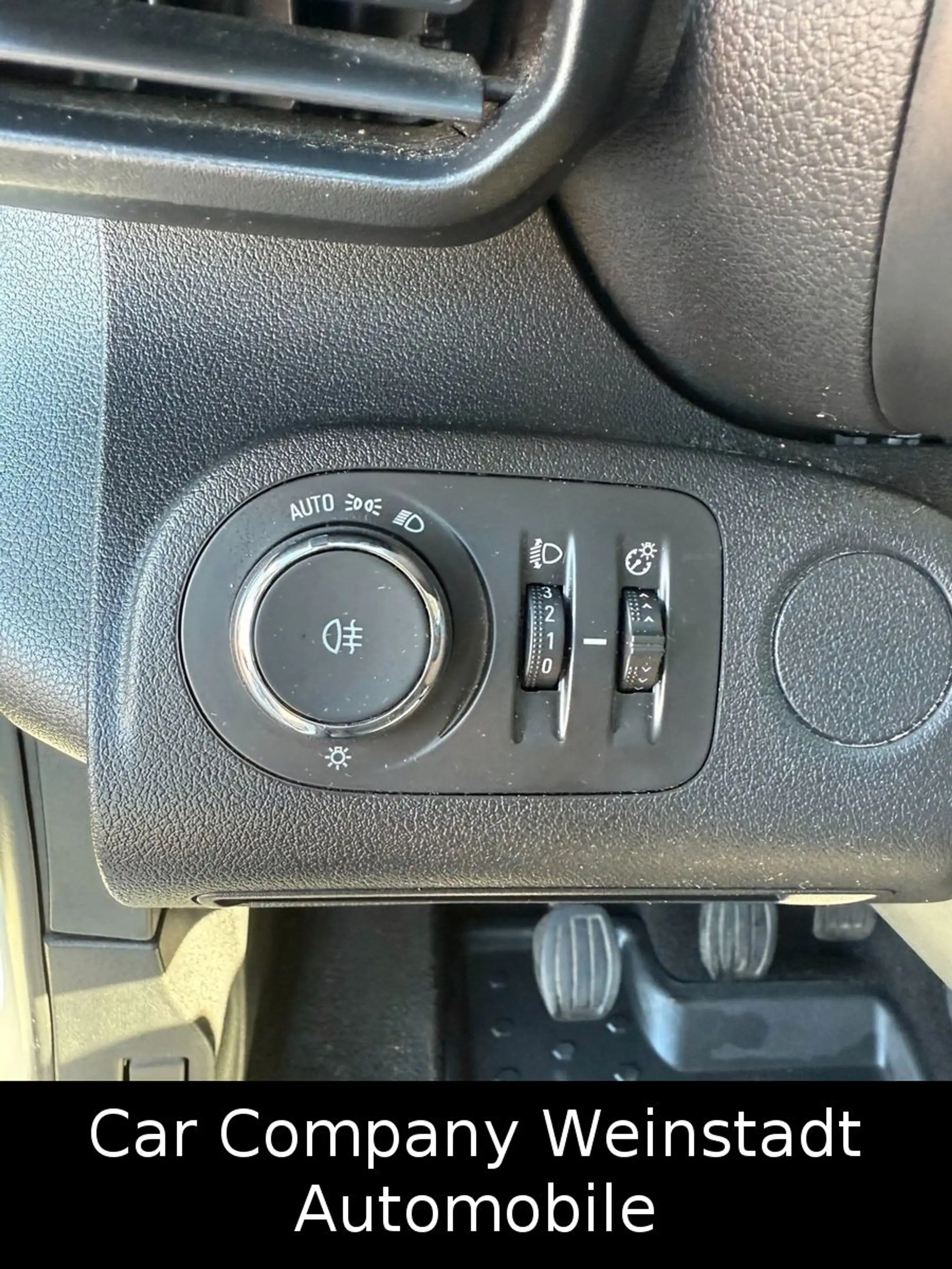 Opel Combo E Cargo Edition — photo 11