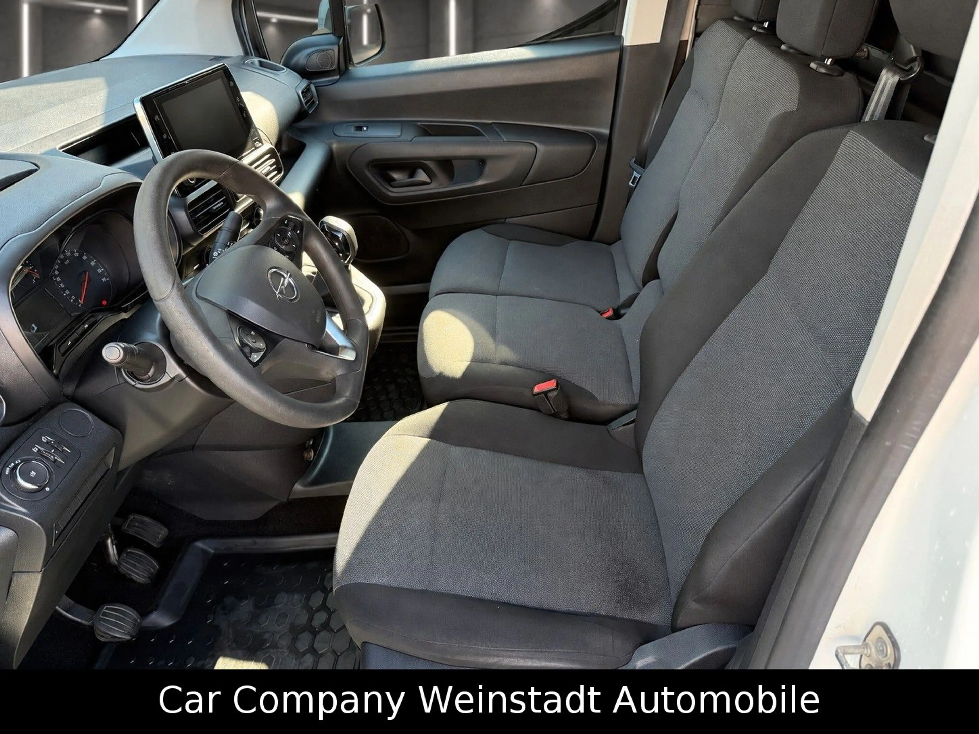 Opel Combo E Cargo Edition — photo 10