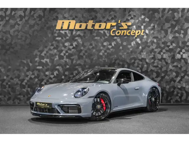 Porsche 992 main image
