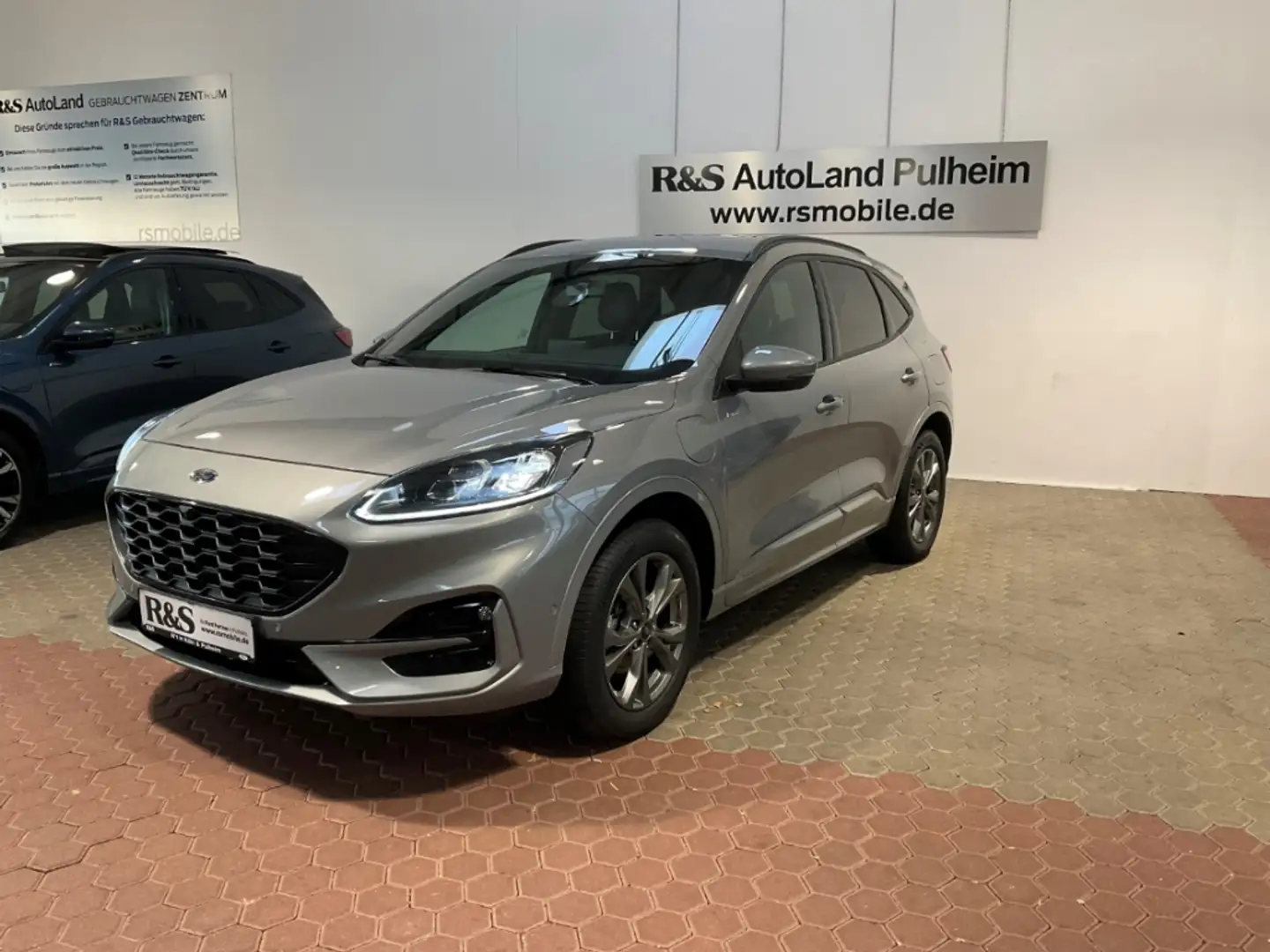 Ford Kuga ST-Line X NAVI. PDC. RÜCKF. Frontkamera + Sitzheiz Silber - 1